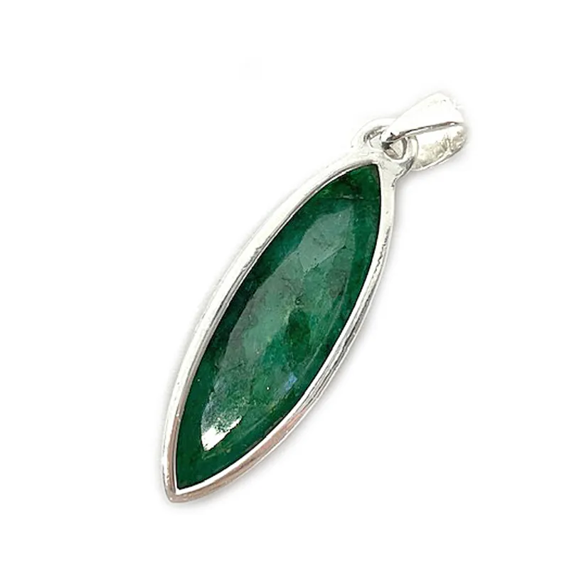 Agnes Emerald Quartz Shard Pendant