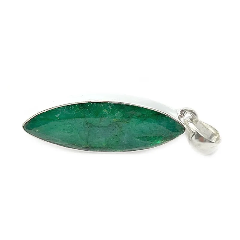 Agnes Emerald Quartz Shard Pendant