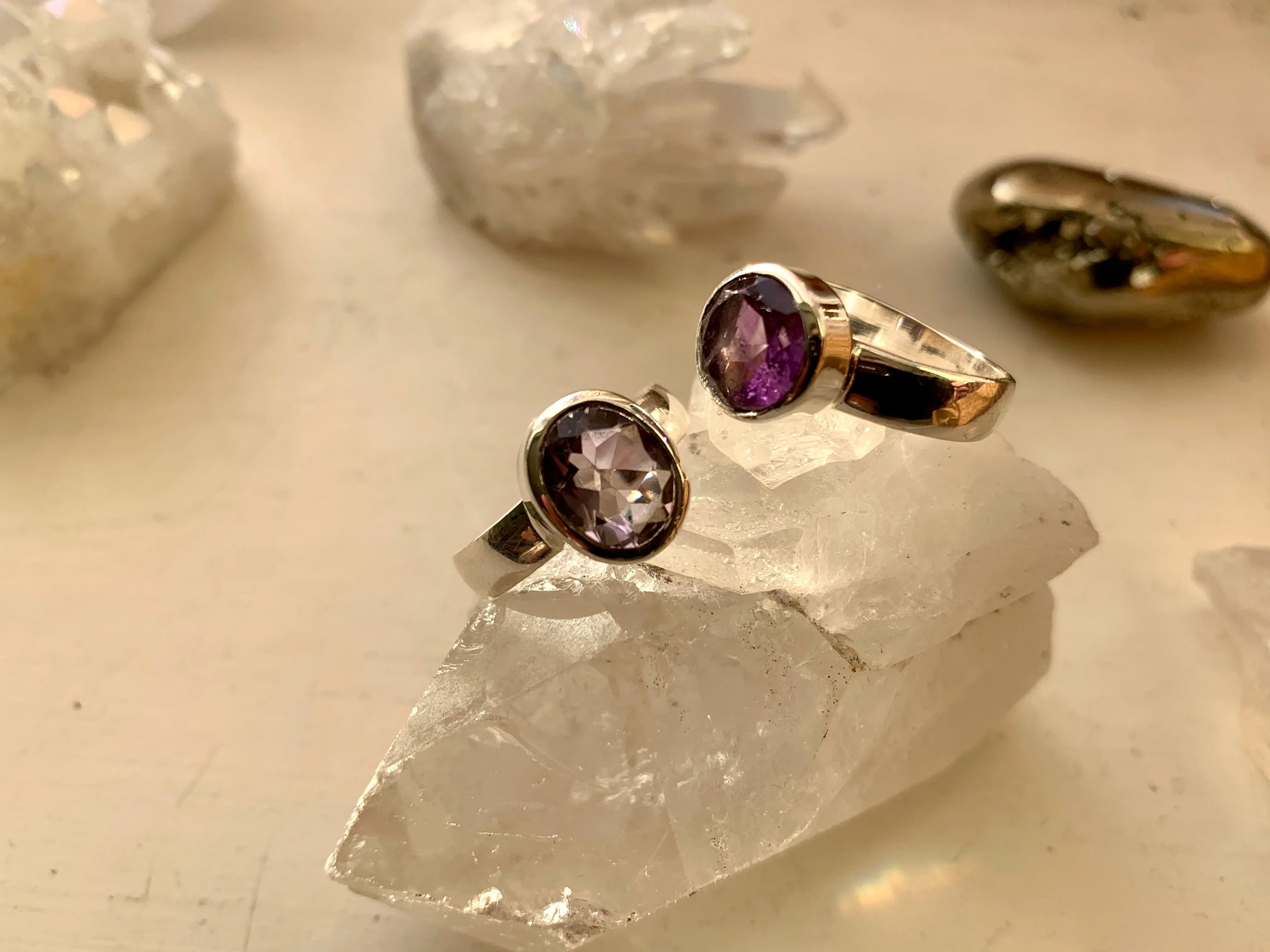 Amethyst Sabina Ring - Oval