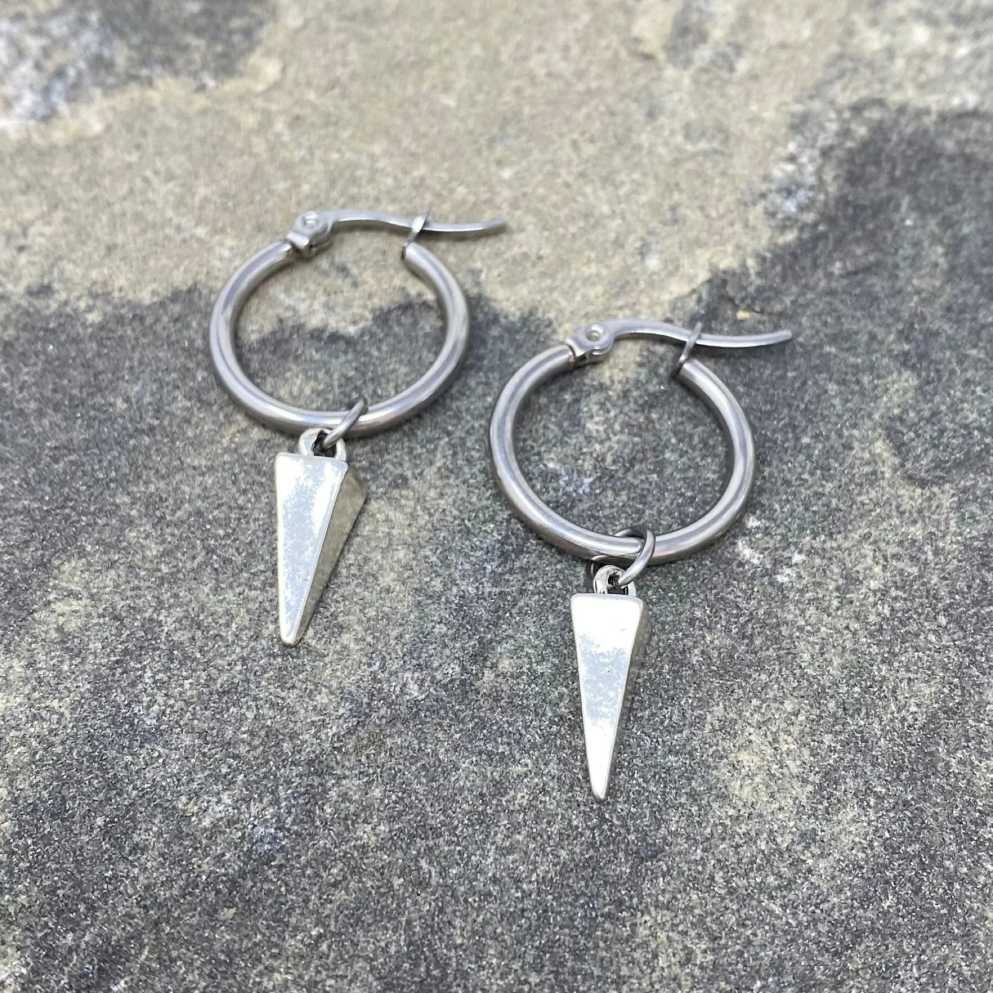 ARLYSS silver spike hoop earrings