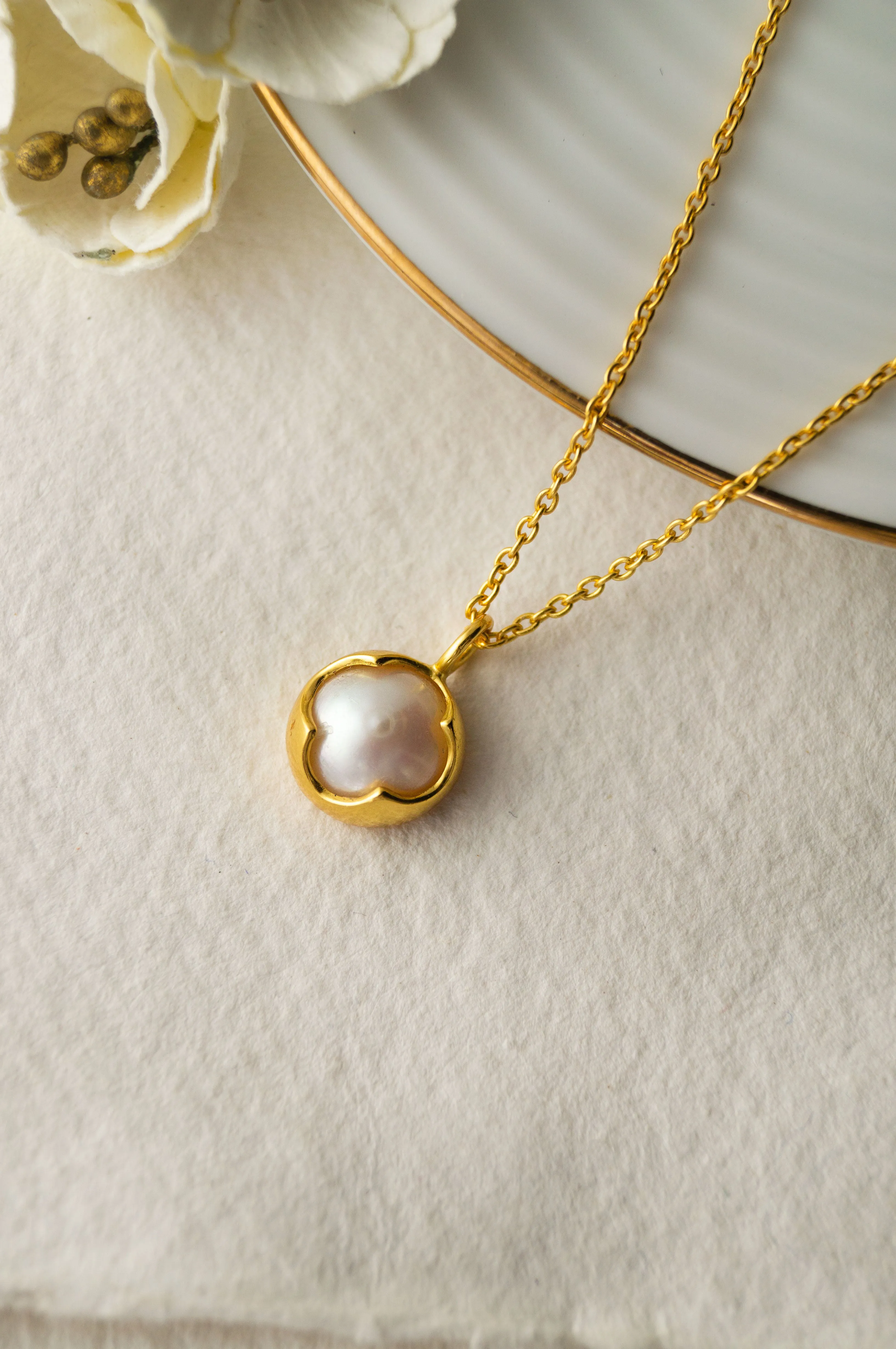 Clover Pearl Gold Plated Sterling Silver Pendant Chain Necklace