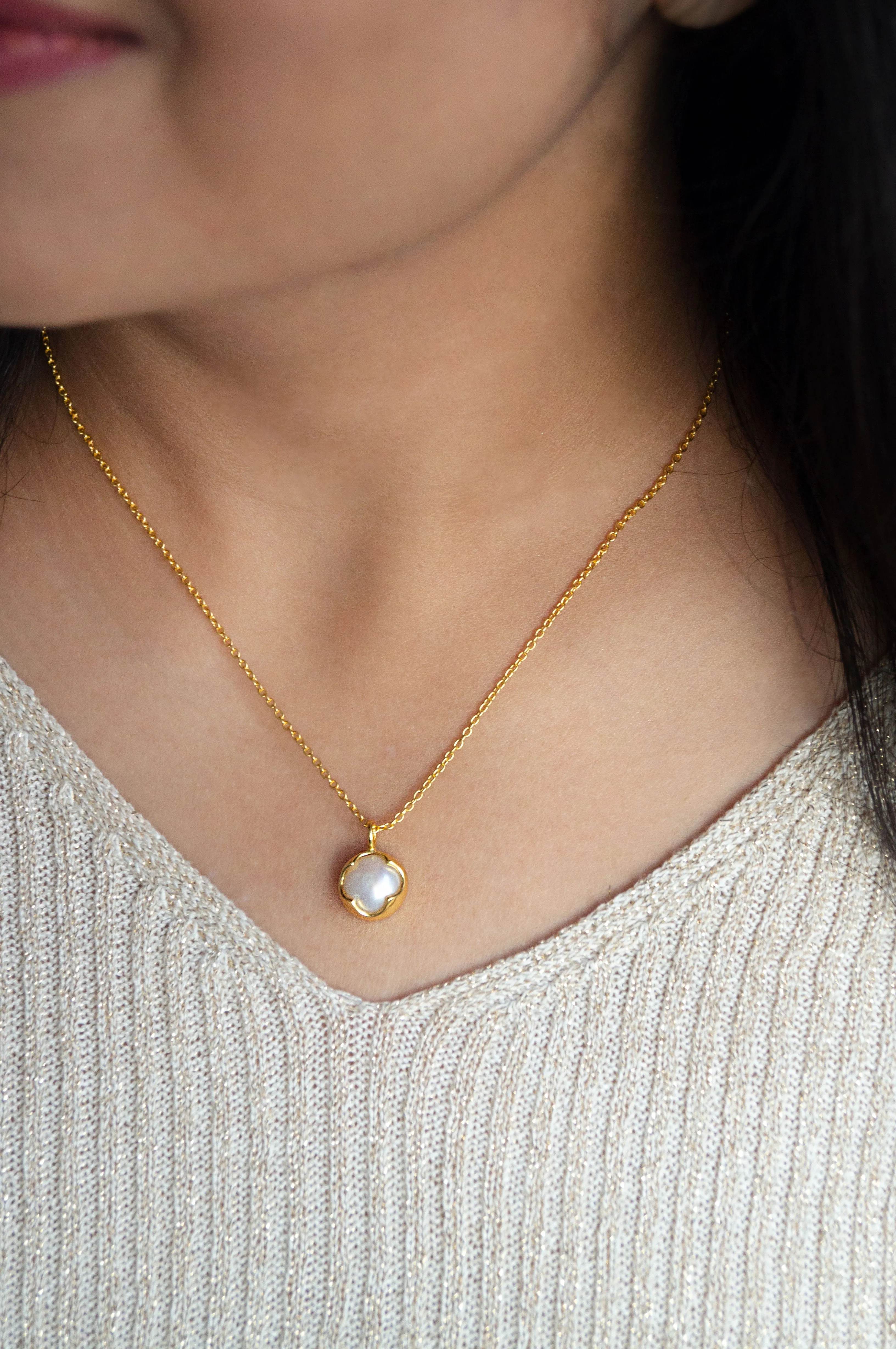 Clover Pearl Gold Plated Sterling Silver Pendant Chain Necklace