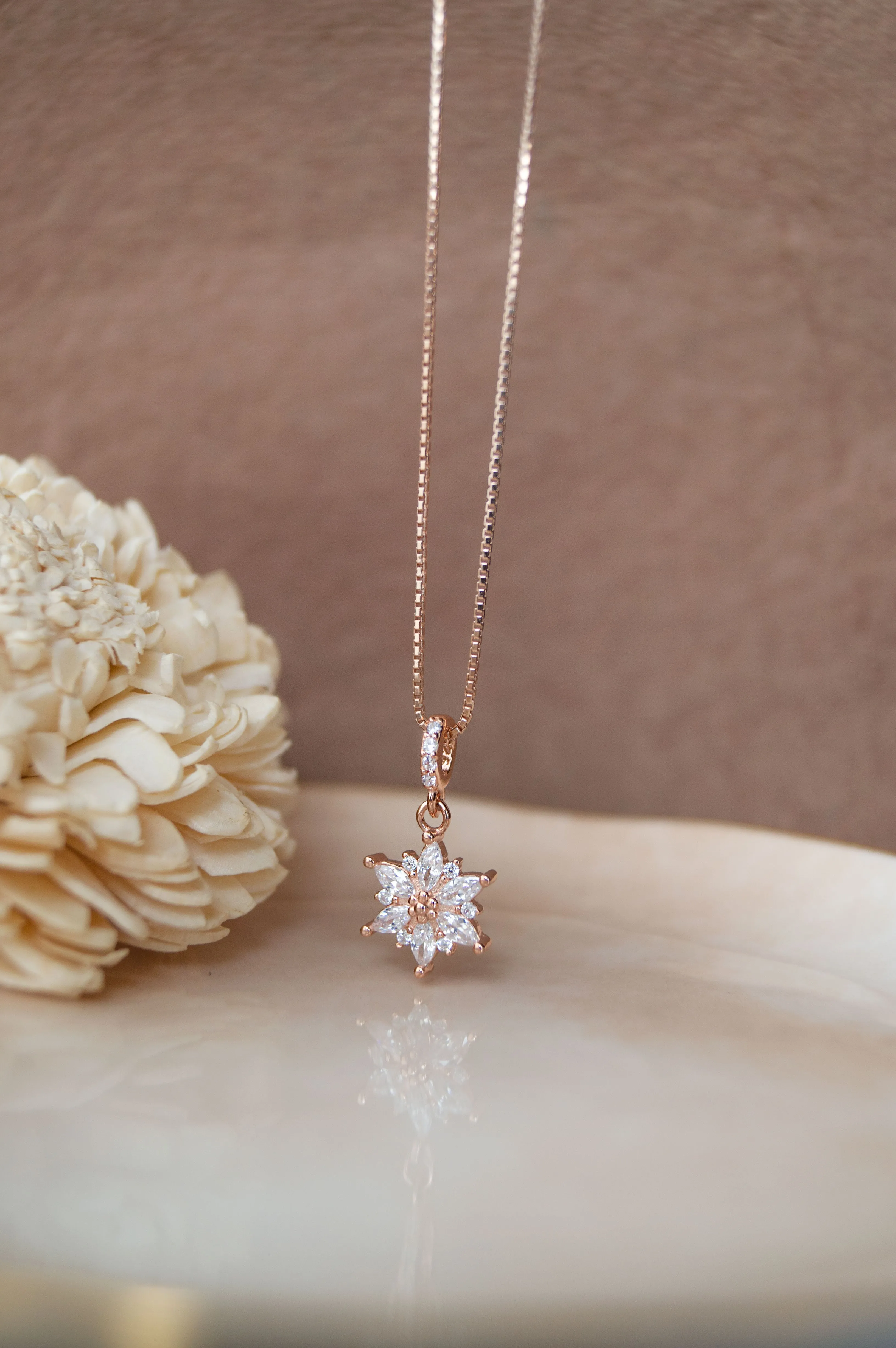 Flowery Sunflower Garland Rose Gold Plated Sterling Silver Pendant Set