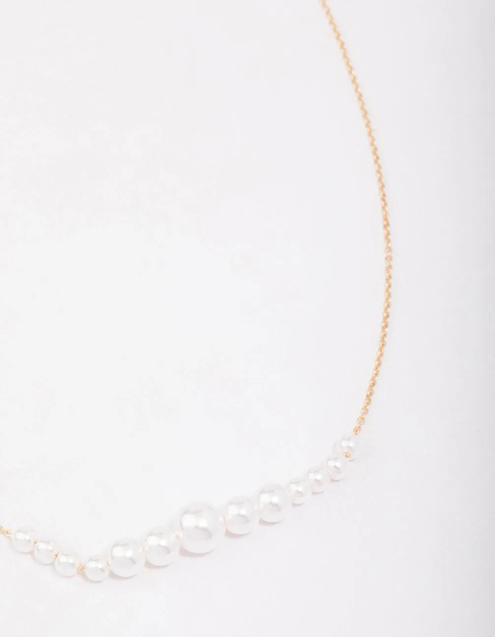 Gold Graduating Pearl Short Necklace