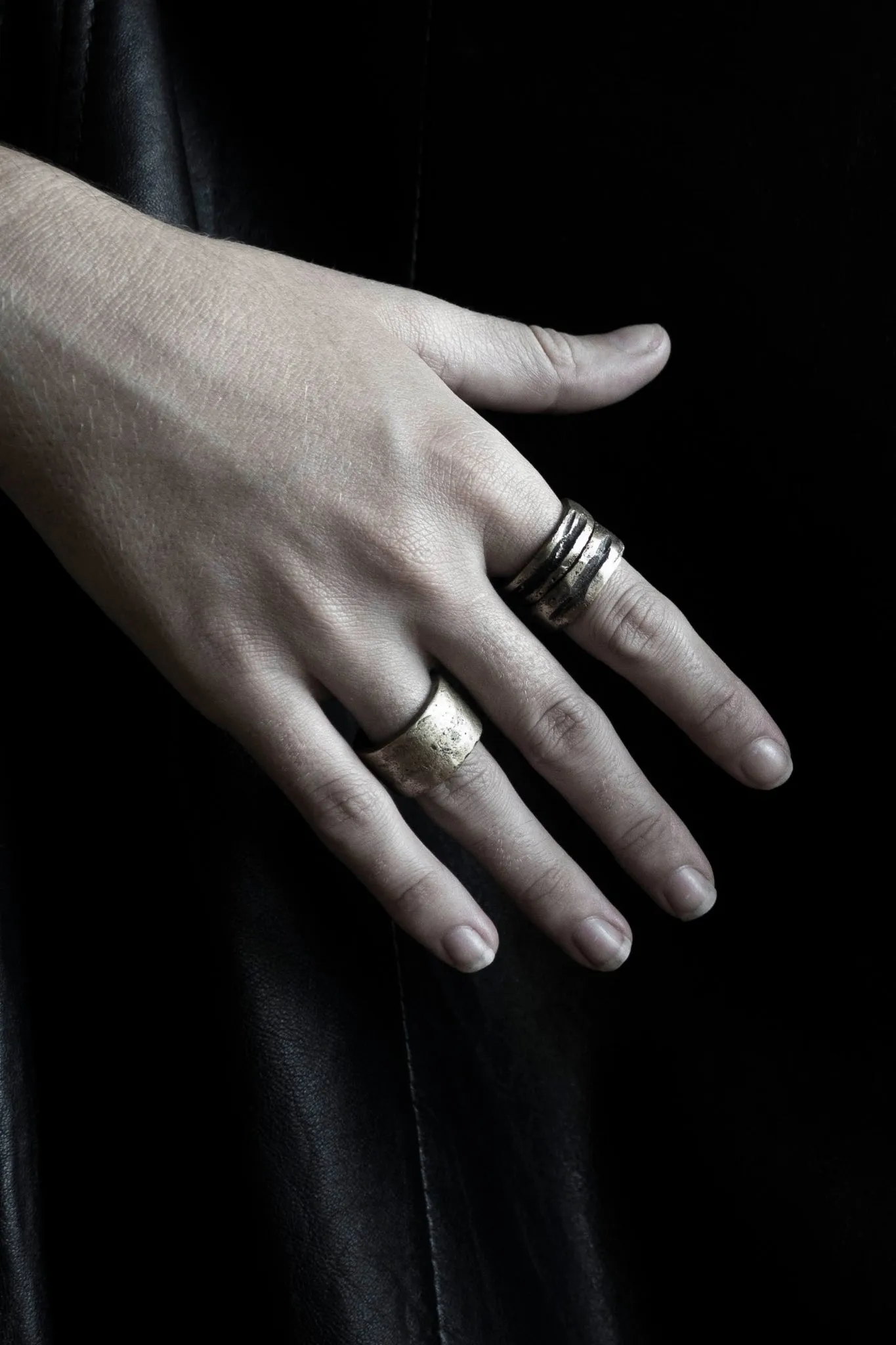 Incise Ring