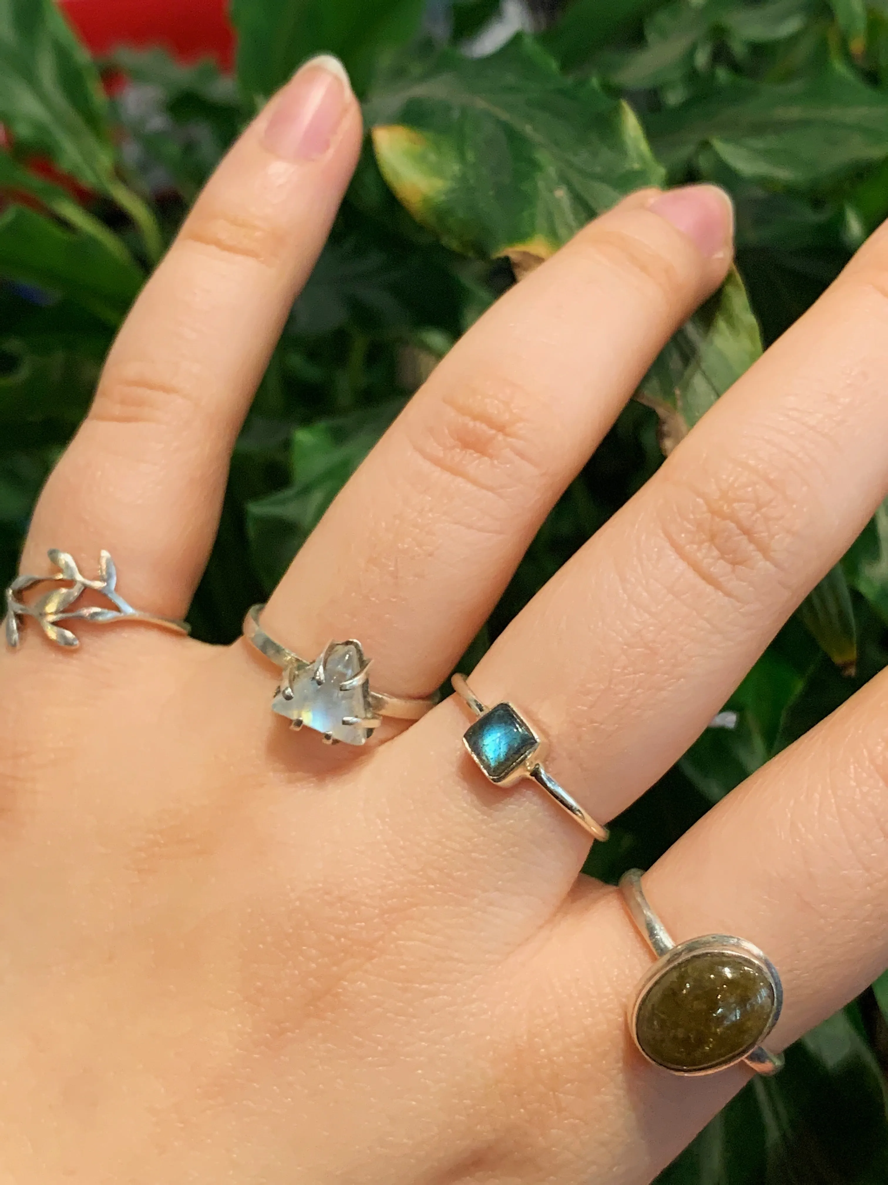 Labradorite Akoni Ring - XSmall Square (US 10)