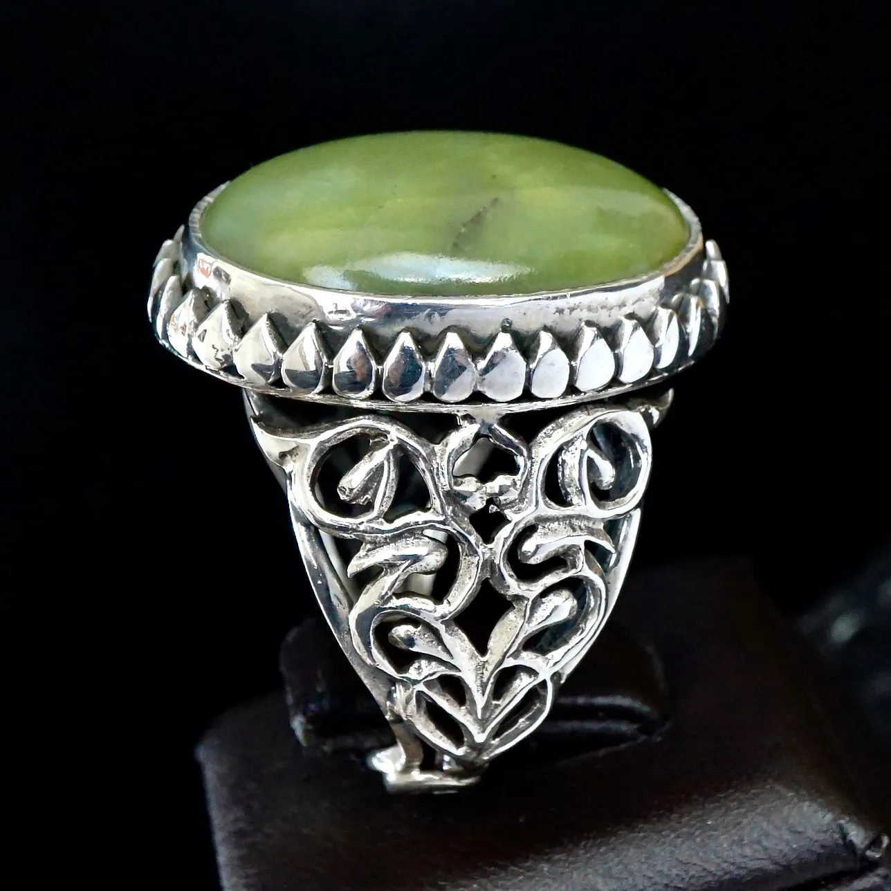 Men's Ring Green Jade natural big gemstone handmade 925 Sterling Silver Unique Artisan Jewelry