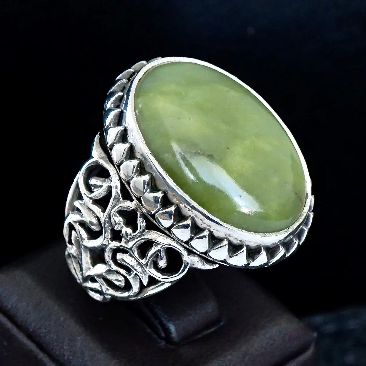 Men's Ring Green Jade natural big gemstone handmade 925 Sterling Silver Unique Artisan Jewelry