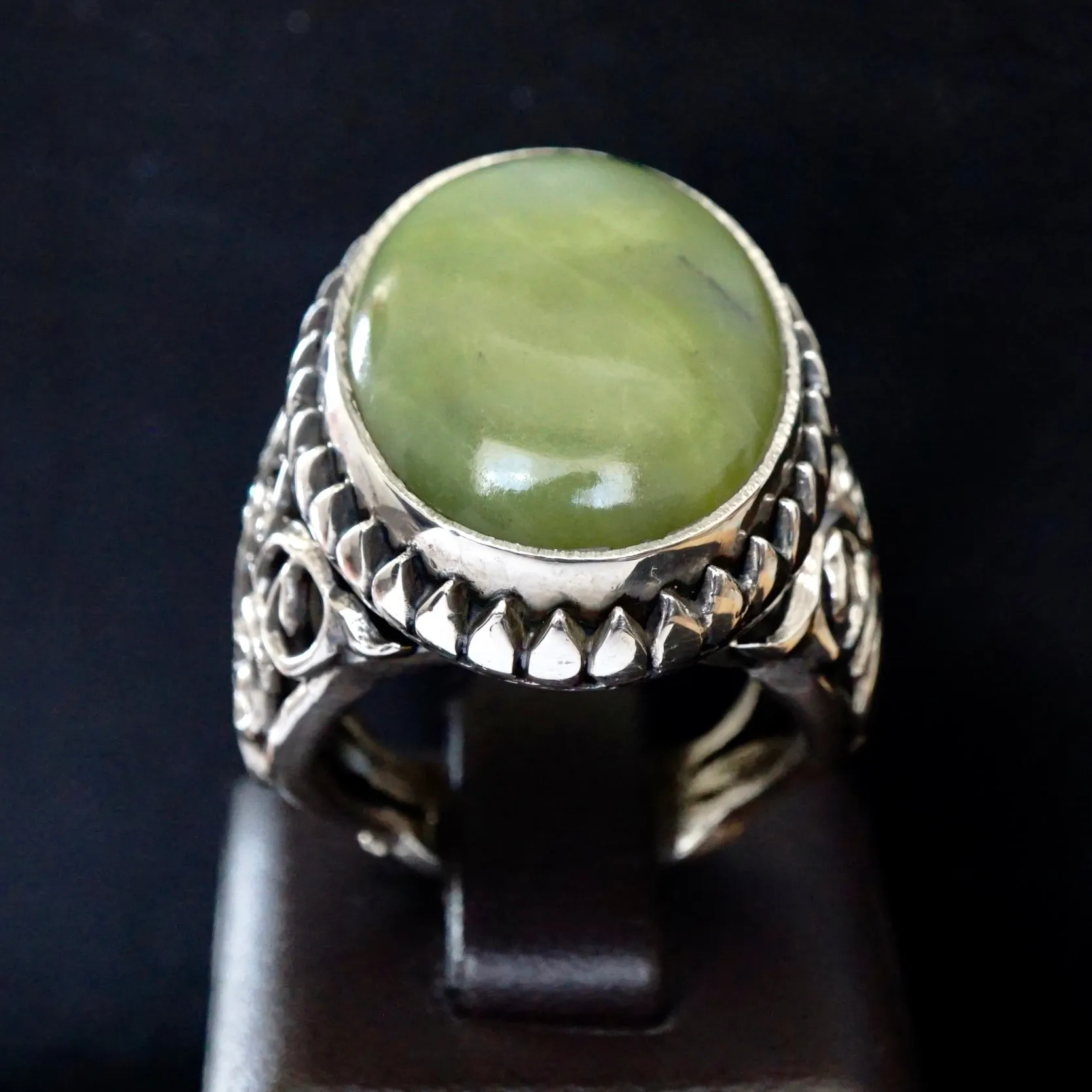 Men's Ring Green Jade natural big gemstone handmade 925 Sterling Silver Unique Artisan Jewelry