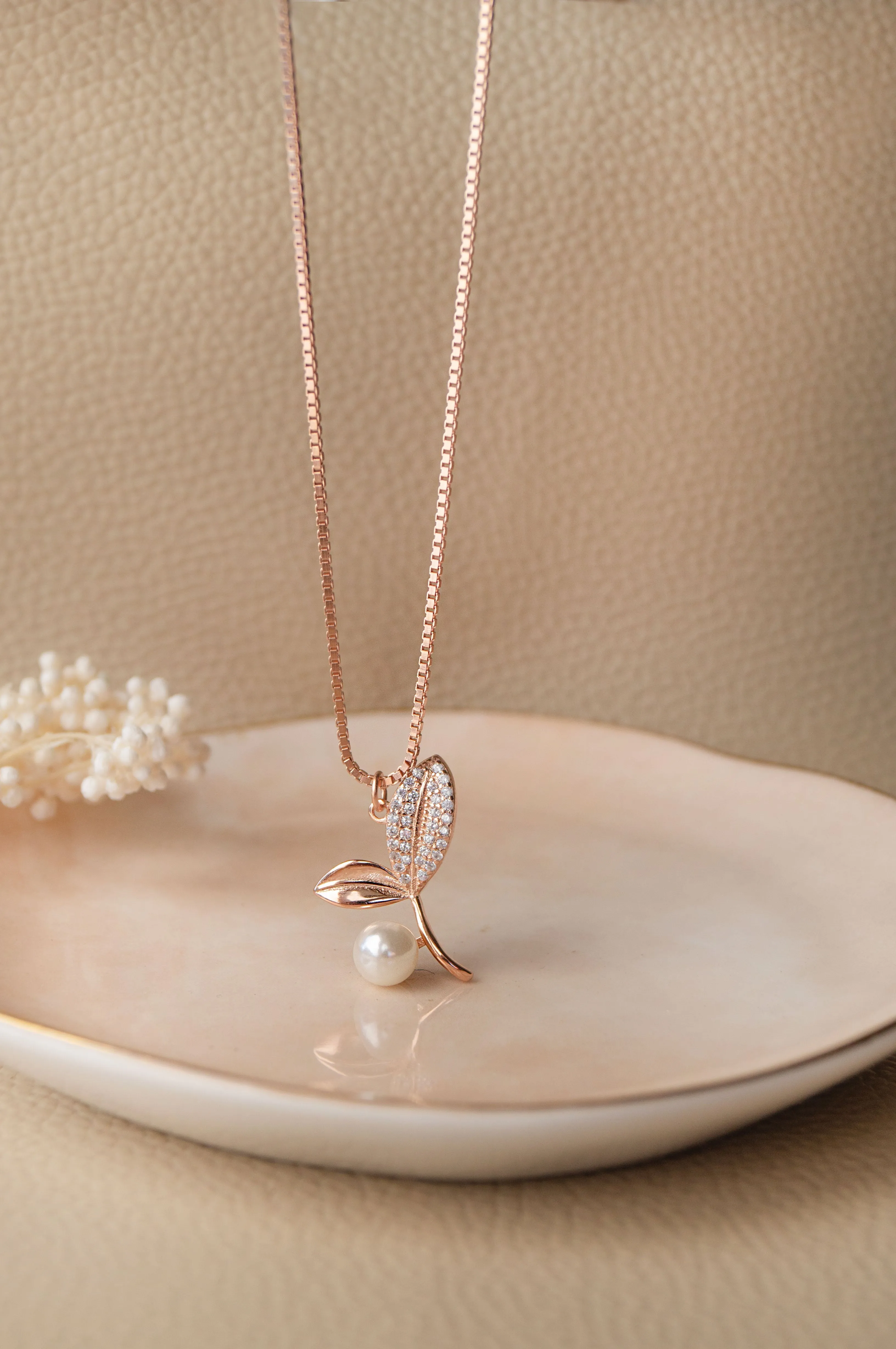 Pearly Leaflet Rose Gold Plated Sterling Silver Chain Necklace