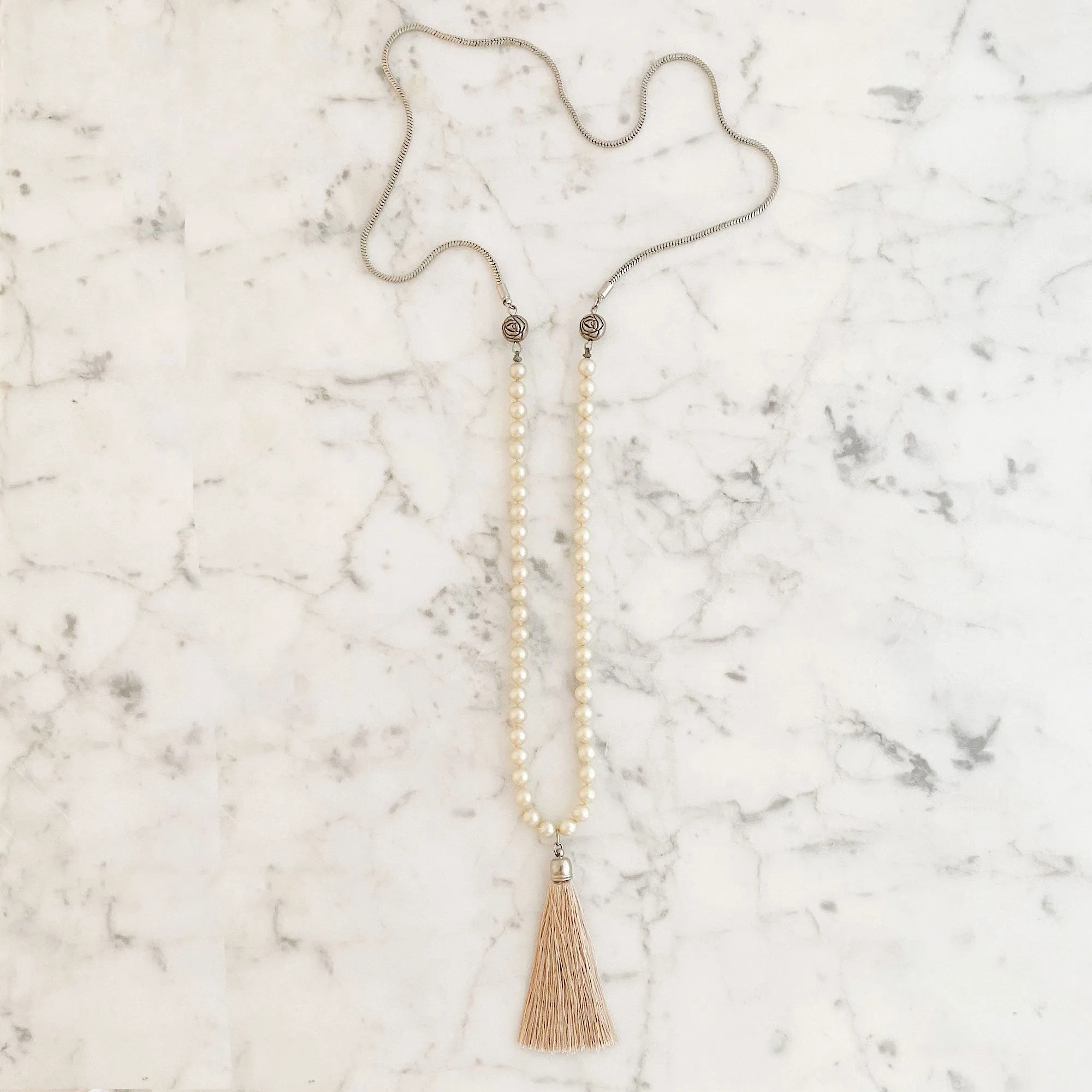 QUESTA pearl and tassel necklace