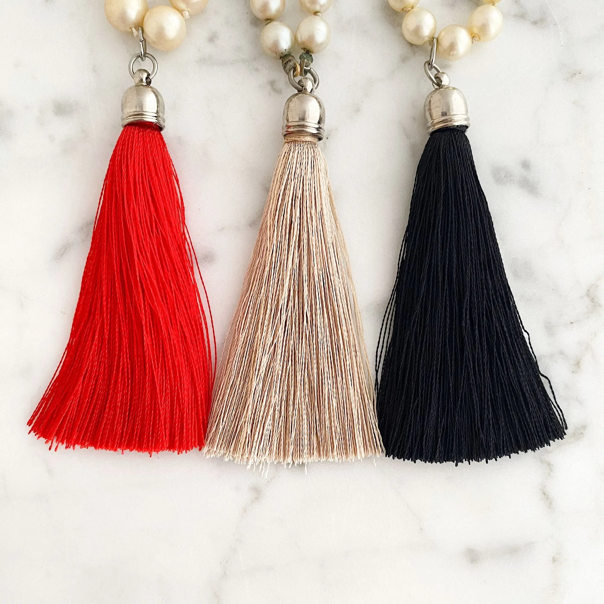 QUESTA pearl and tassel necklace