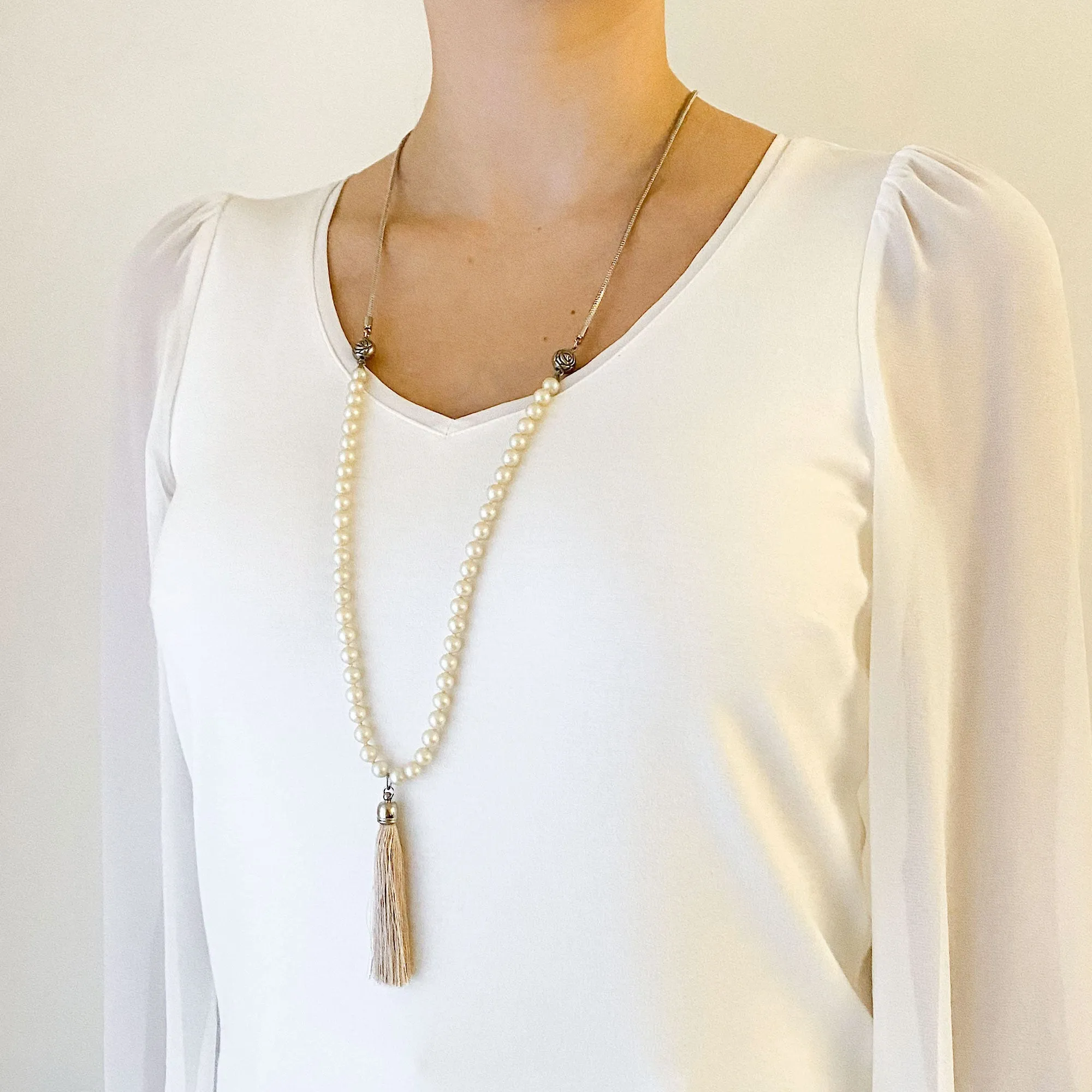 QUESTA pearl and tassel necklace