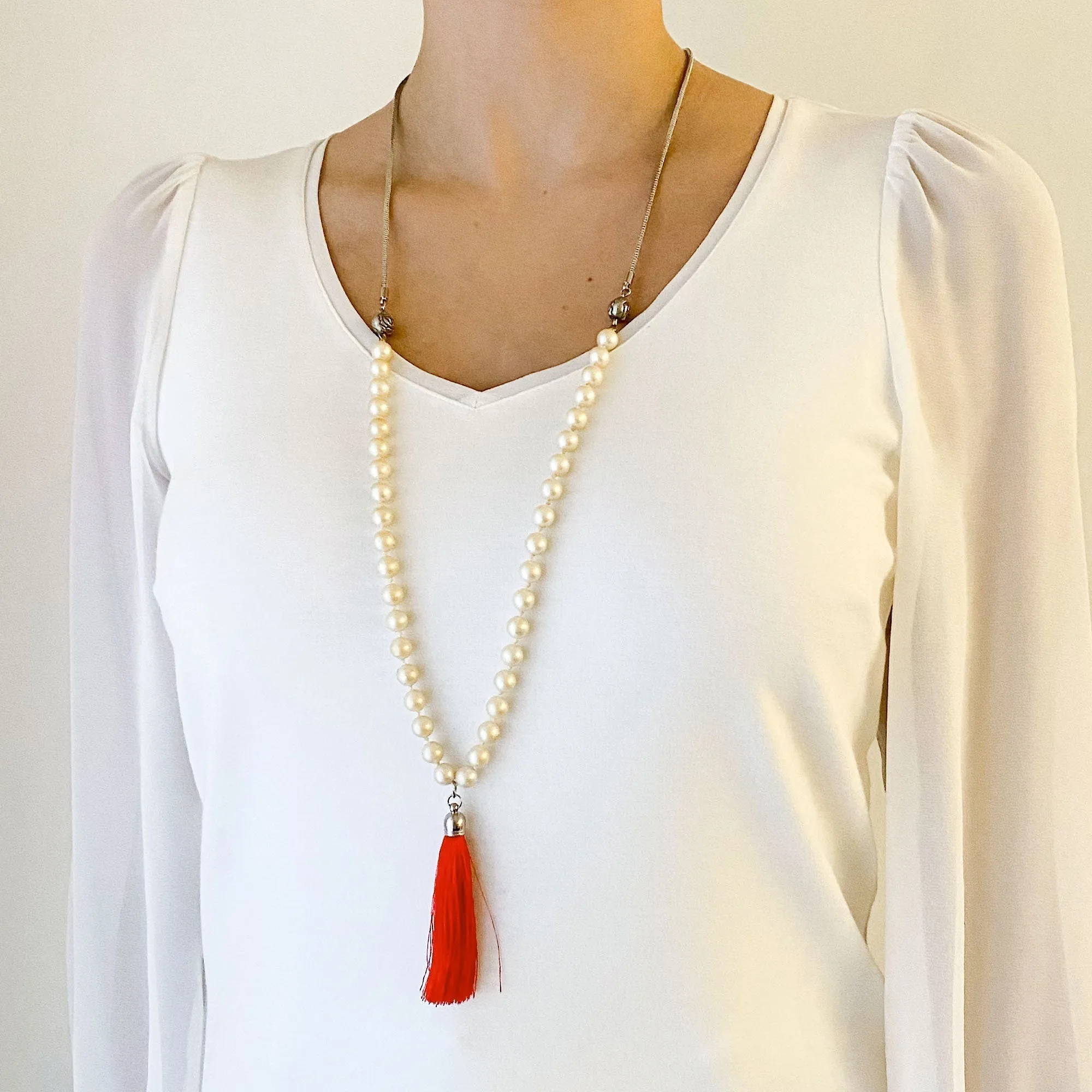 QUESTA pearl and tassel necklace