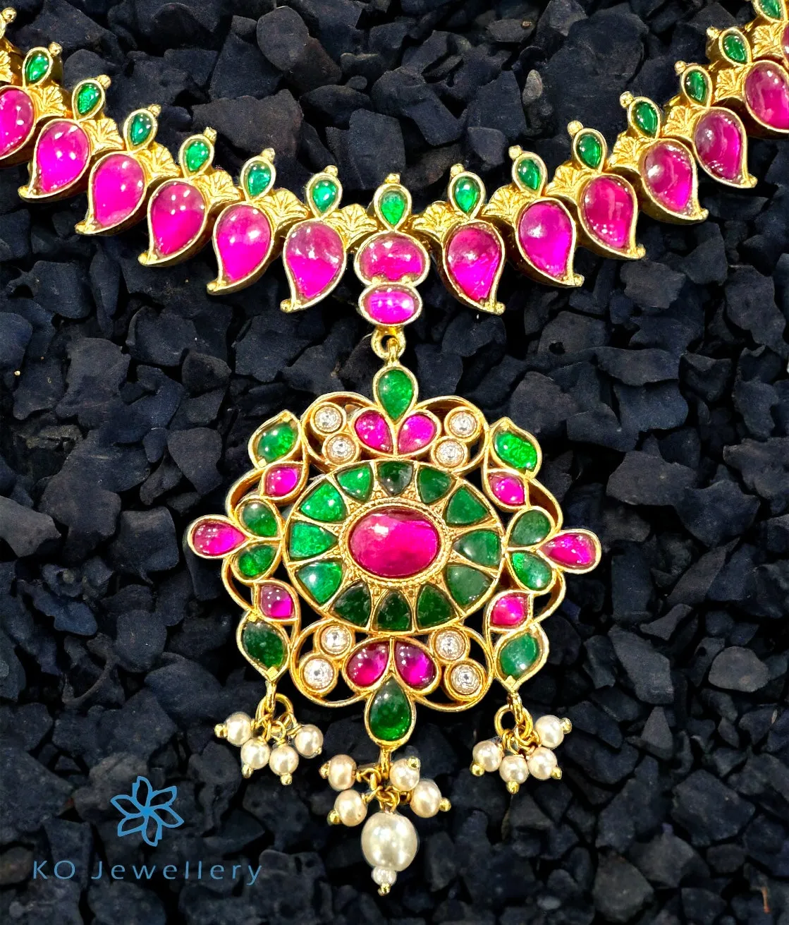 The Dayita Silver Kundan-Jadau Necklace