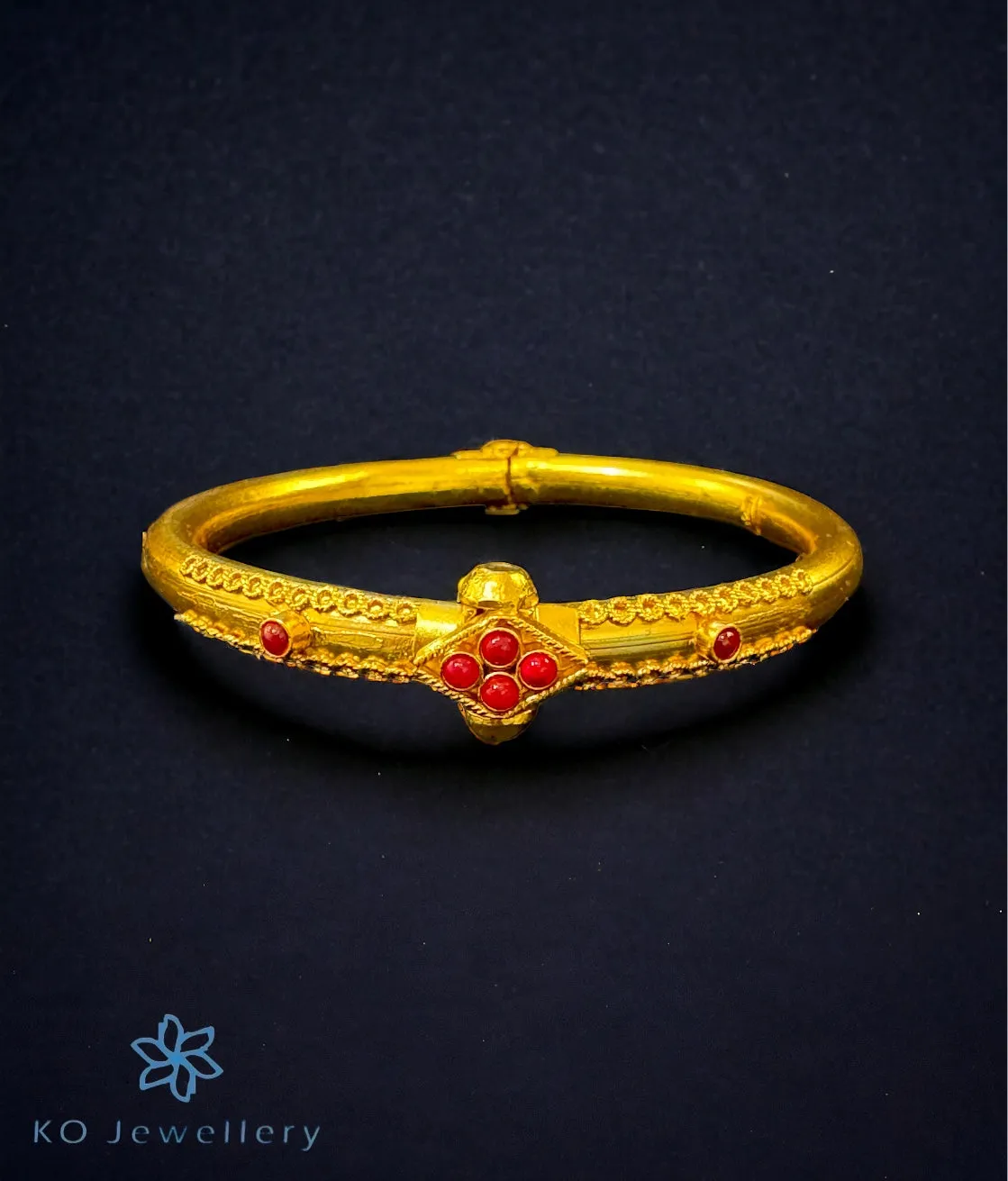 The Kadambari Silver Coorgi Bracelet (Size 2.2/2.6/2.8)