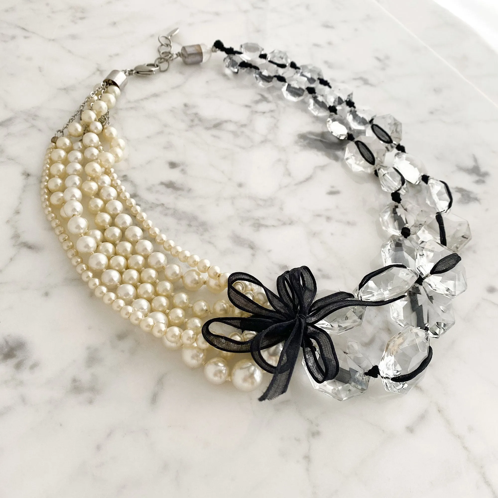 VIVA pearl crystal and ribbon necklace