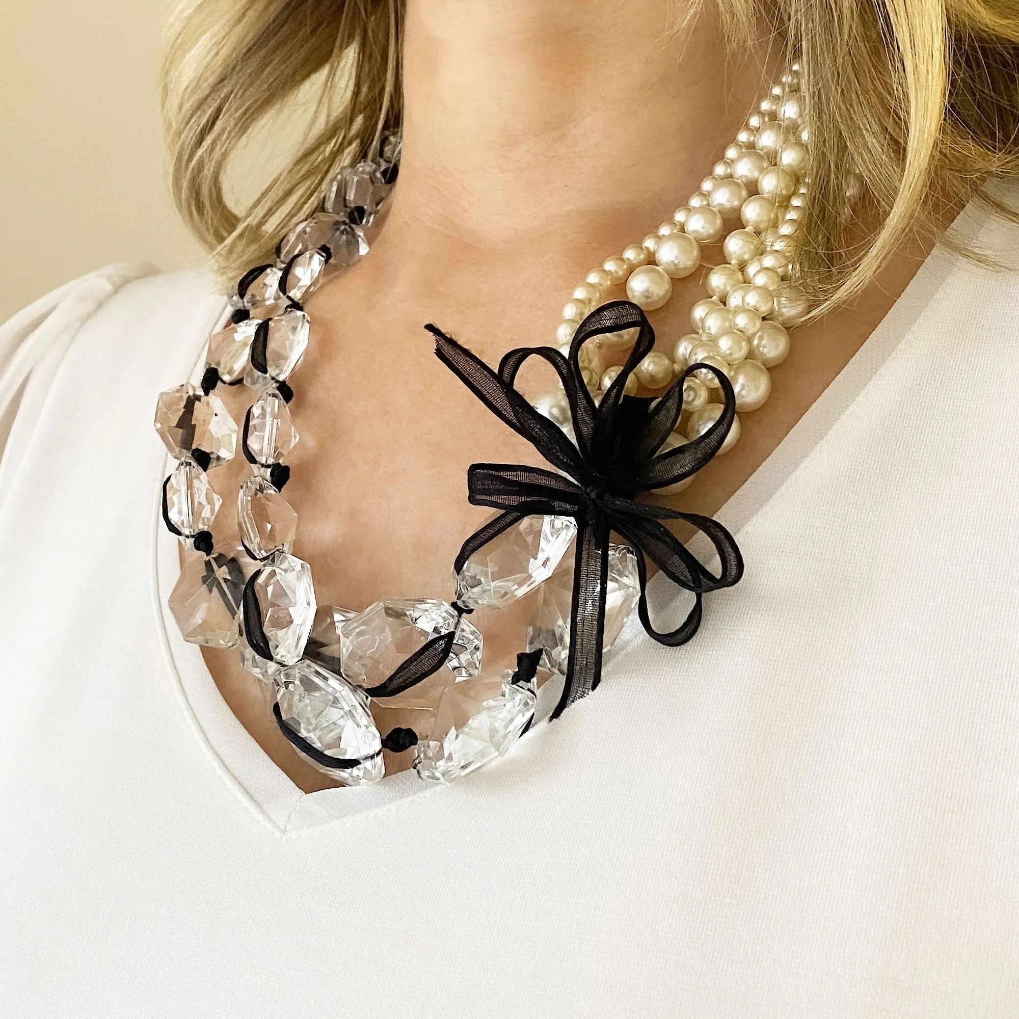 VIVA pearl crystal and ribbon necklace